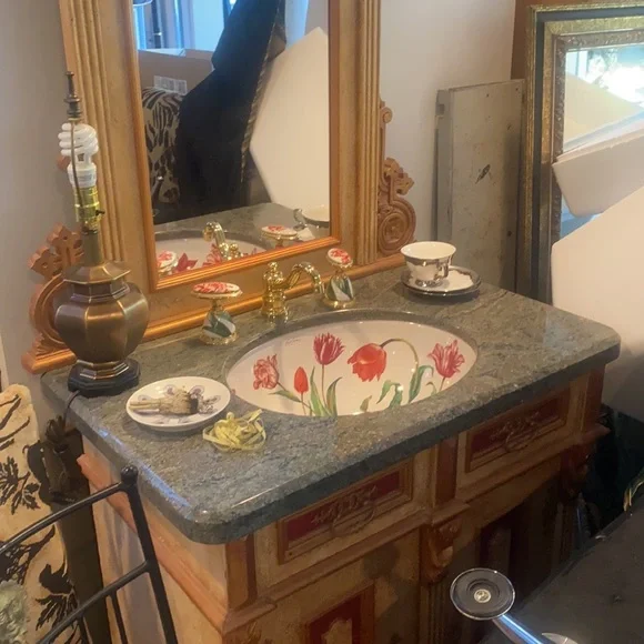 Estate Sale Contact if you are interested in Antique or Vintage HIGH END items! - Picture 15 of 17